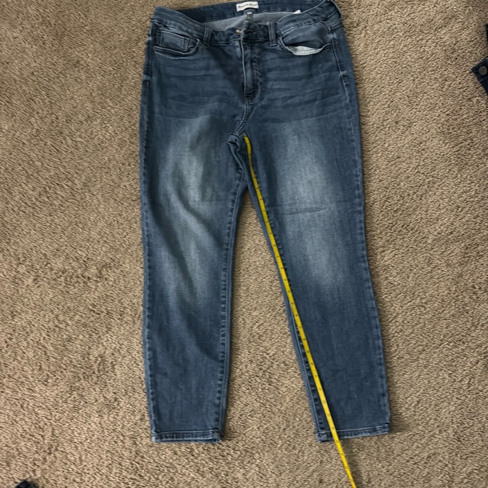 Studio Blue skinny jean size 32